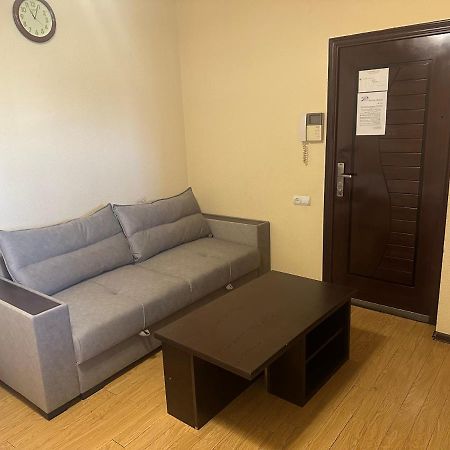 Tatev Apartments เยเรวาน ภายนอก รูปภาพ
