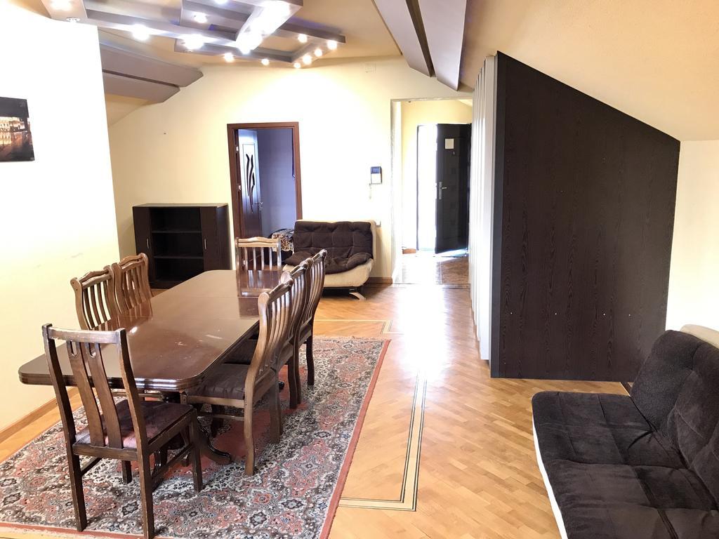 Tatev Apartments เยเรวาน ภายนอก รูปภาพ